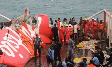 AirAsia crash: Indonesia says search for victims is in last days